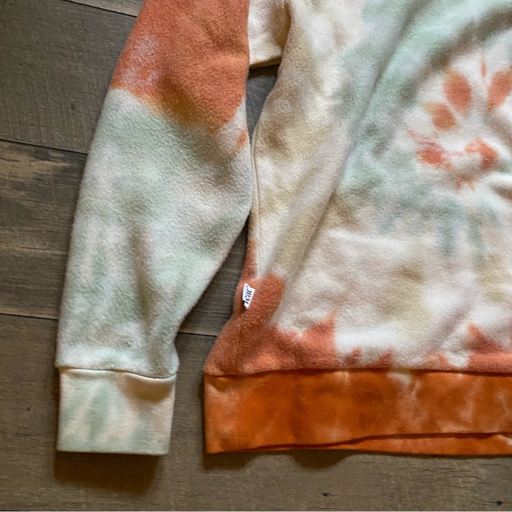 Feat || Blanketblend Supersoft Tie Dye Hoodie (Venice) Size L - Picture 14 of 16